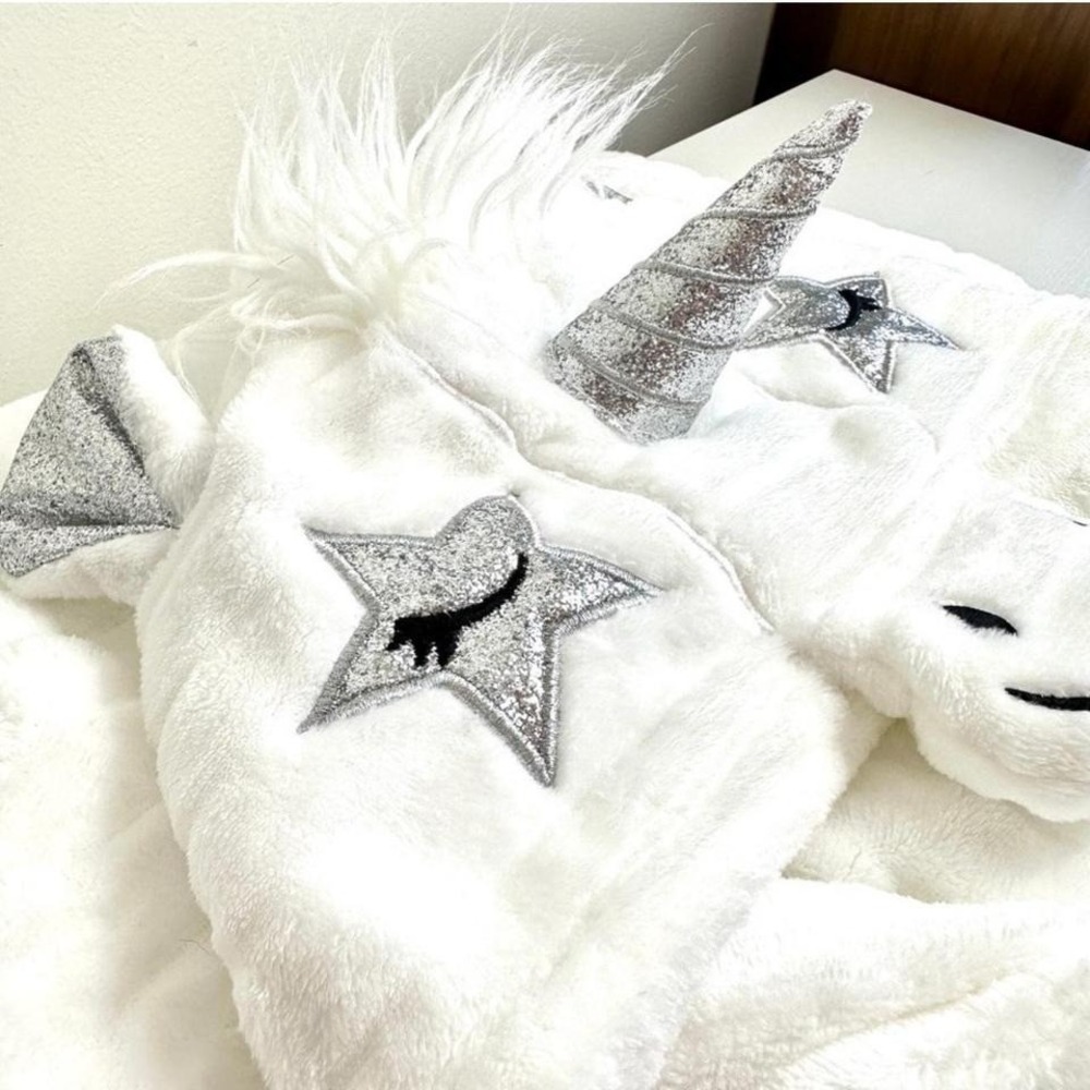 White Unicorn Onesie Pajamas Hooded Fleece Jumpsuit Costume Size Medium